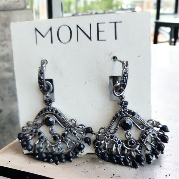 NEW! Monet Elegant Chandelier Earrings - Picture 1 of 8